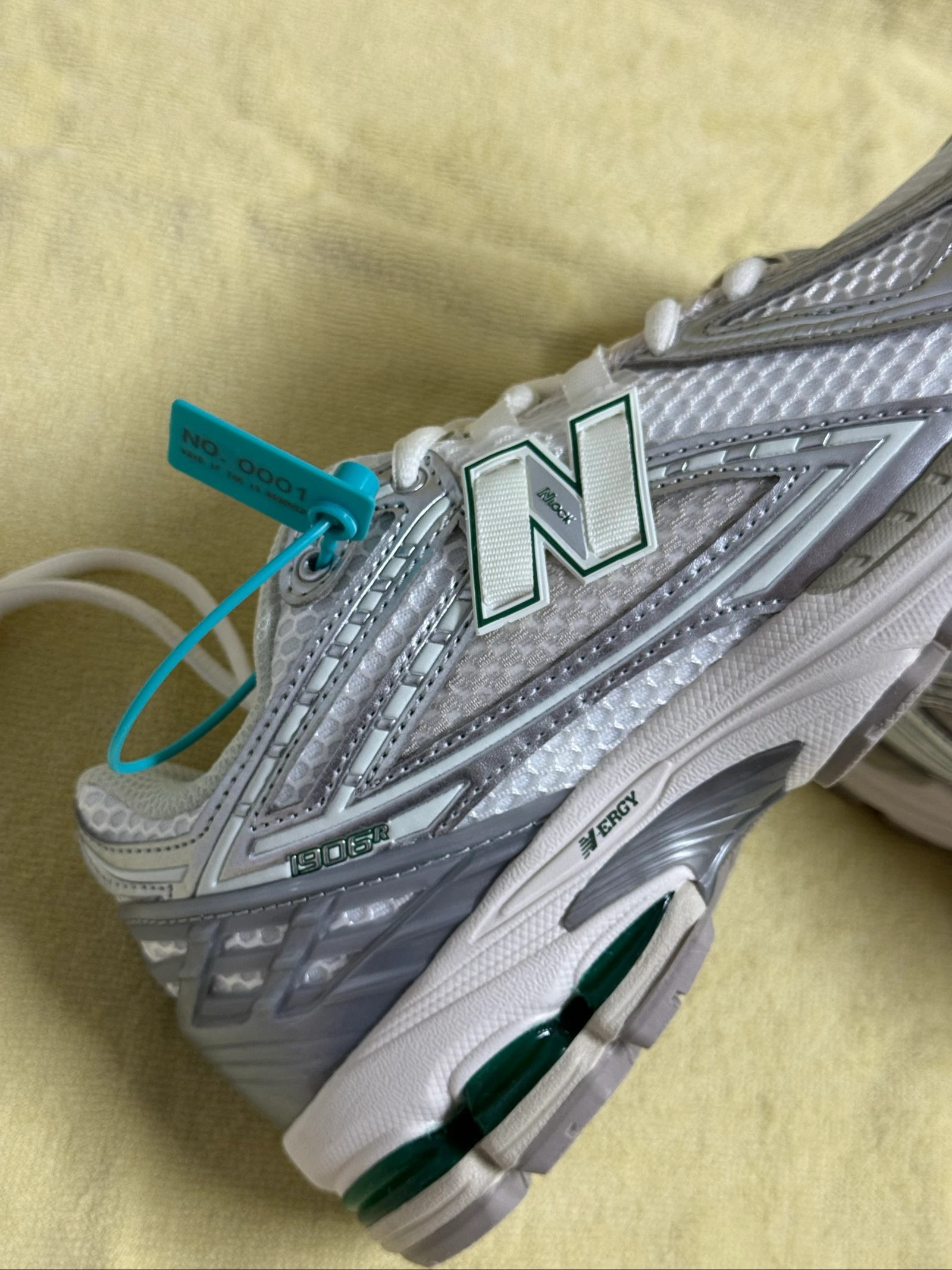 New balance 1906R blanc et vert – photo 4